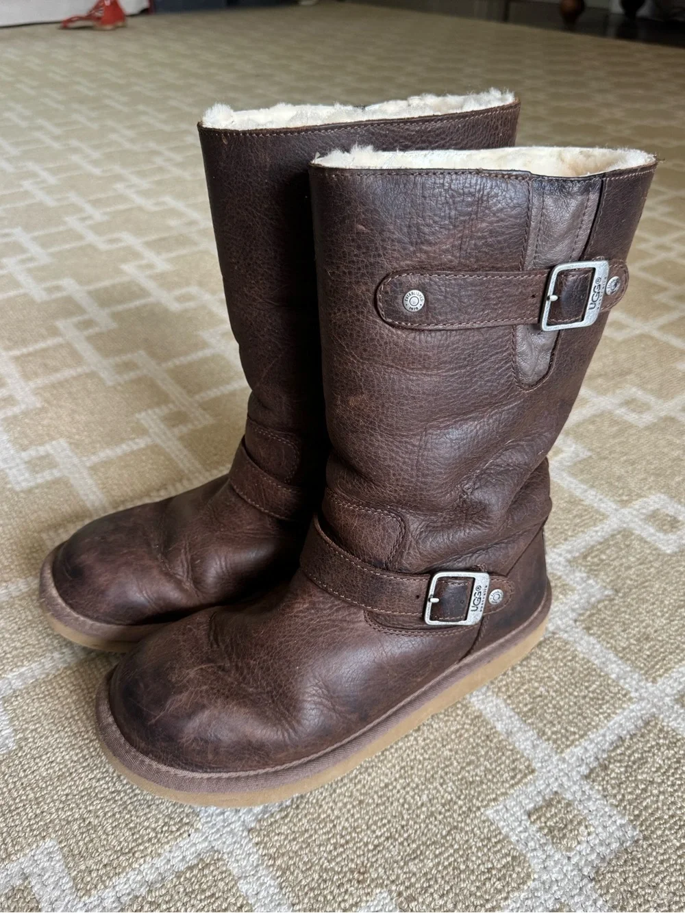 UGG Australia Kensington Leather Shearling Buckle Boots Brown Size 8